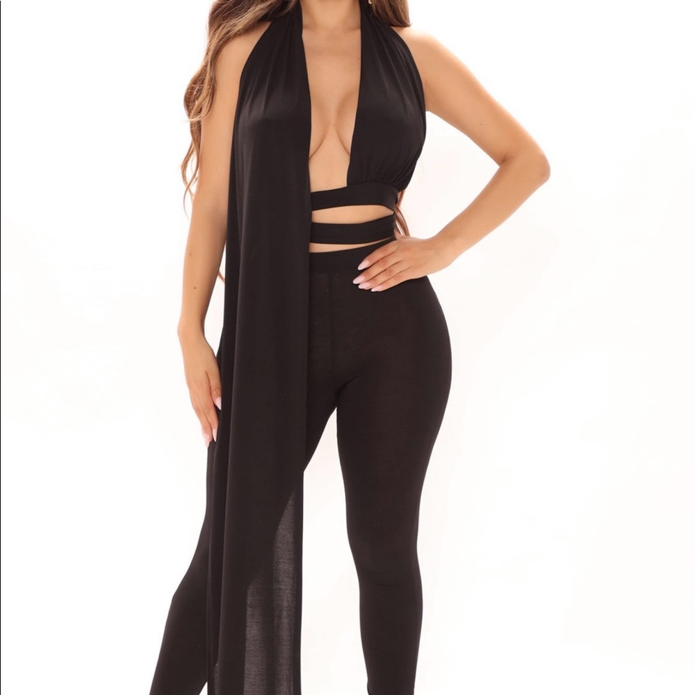 Leggings set.